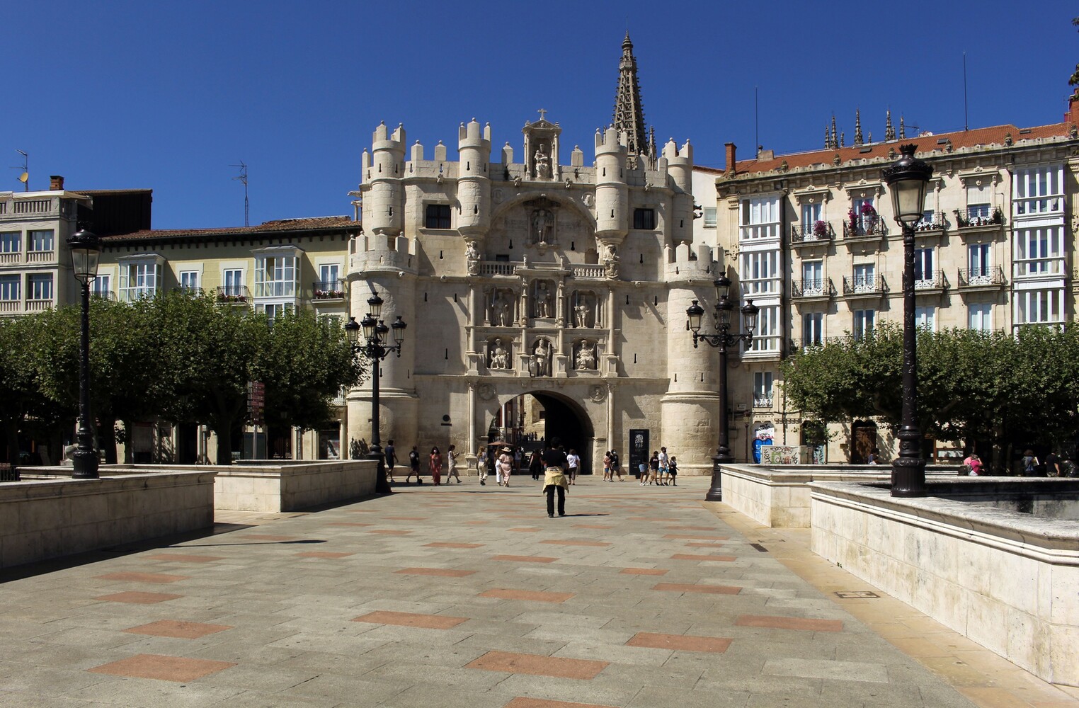 Arco de Santa María