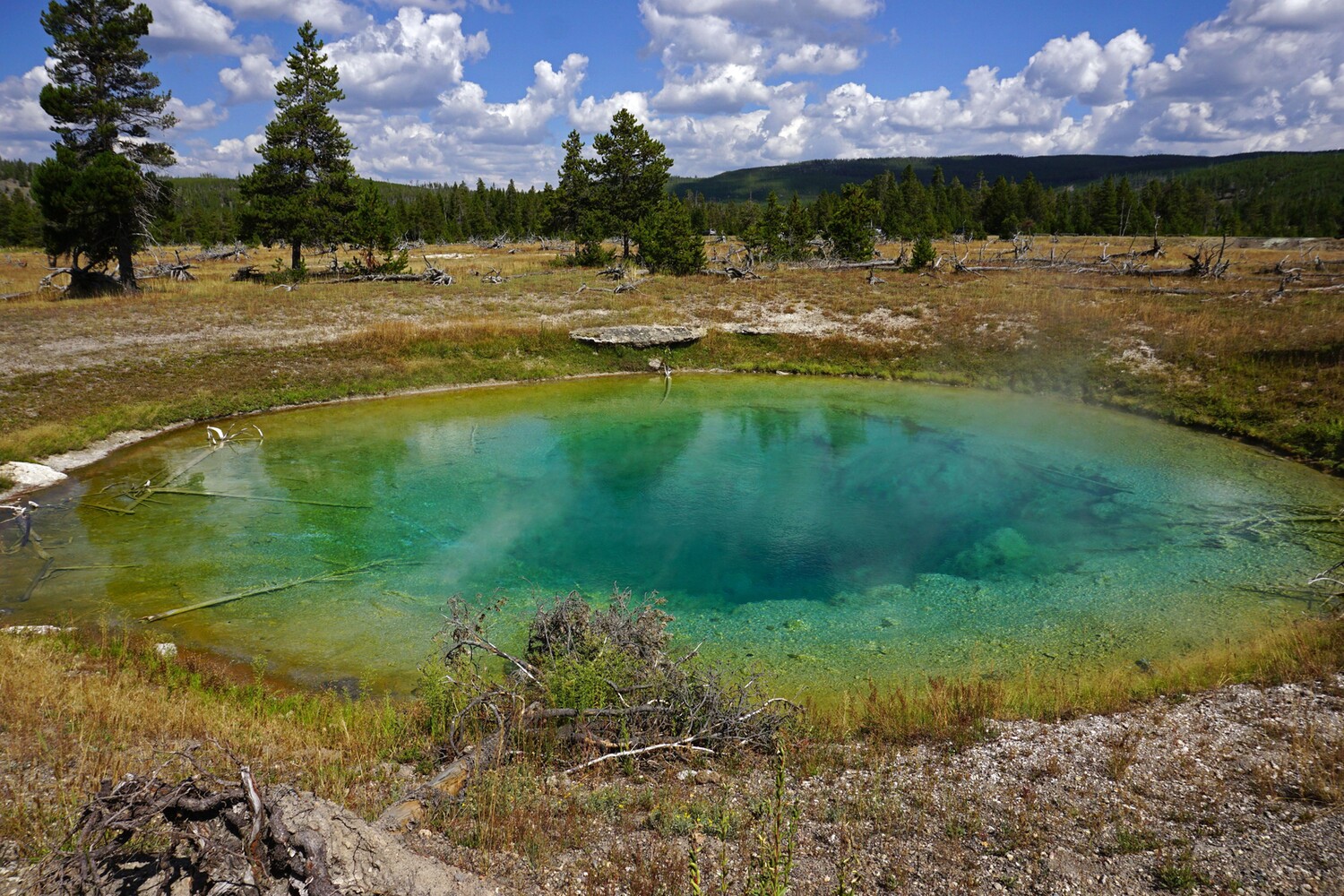 Midway Geysir Basin