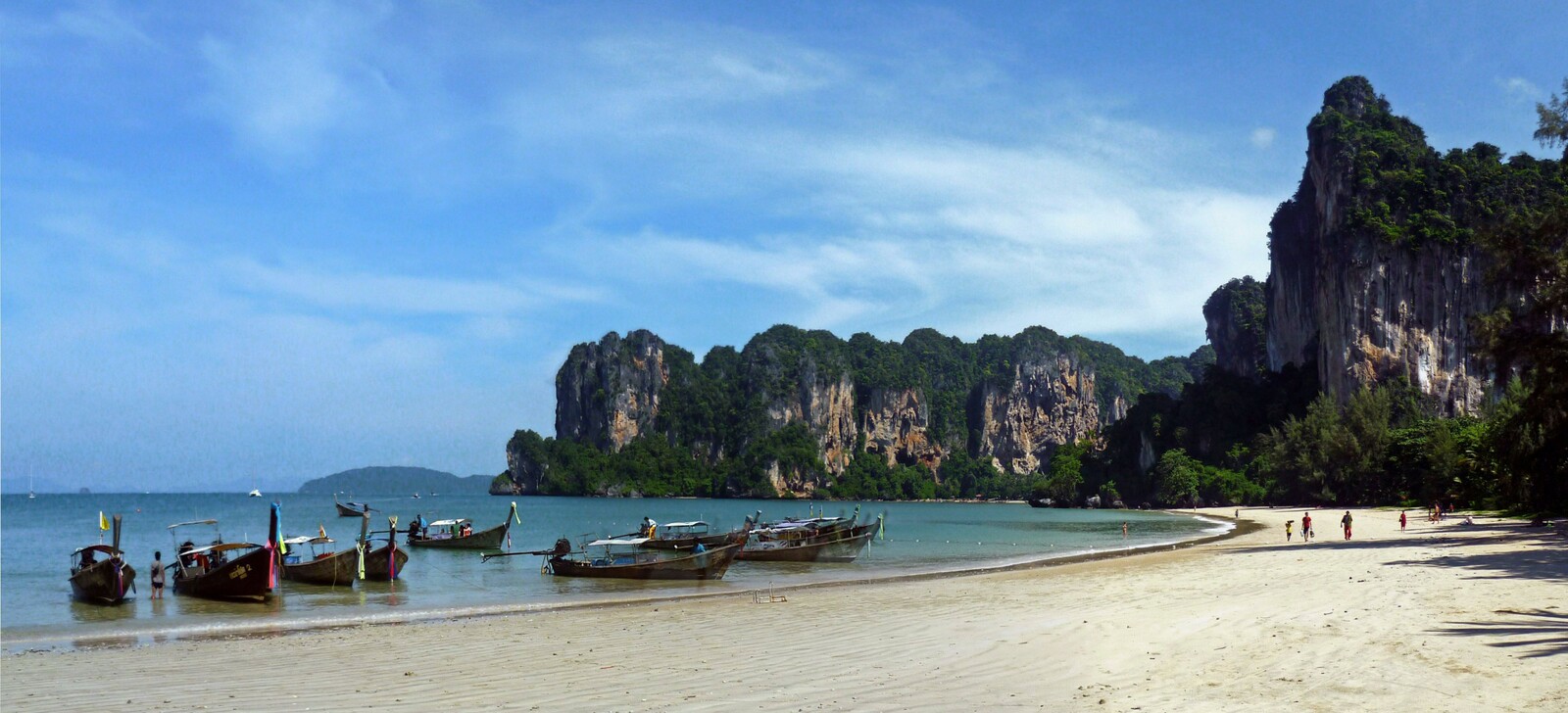 © ziegler.world Rai Leh West