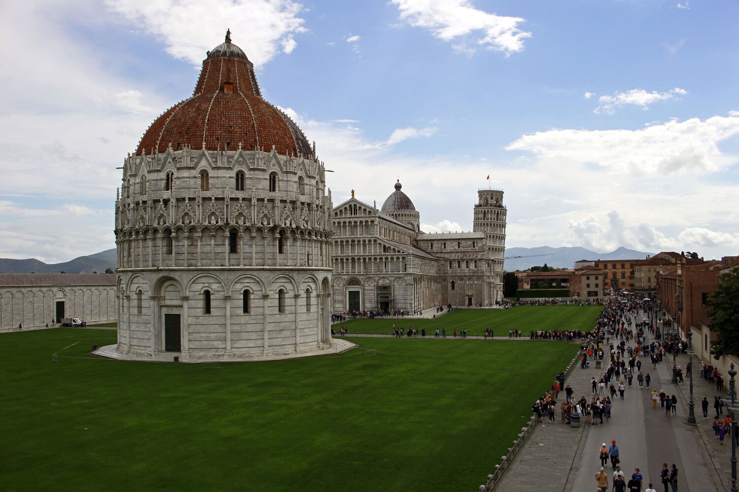 © ziegler.world Mura di Pisa