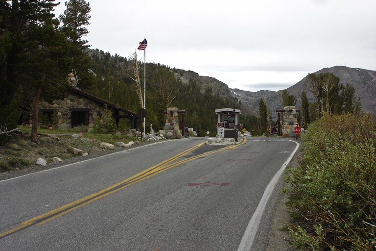 Tioga Pass