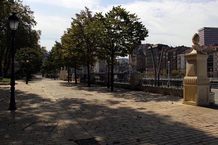 Bilbao_Flussufer