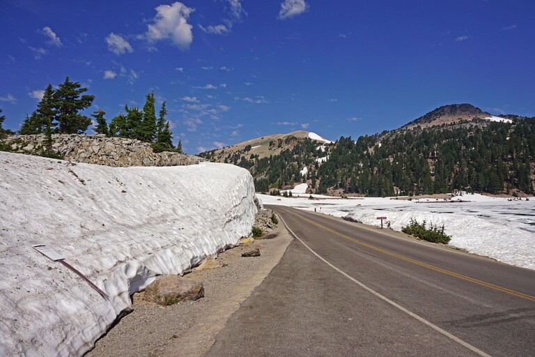 Lassen Volcanic_Lake Helen