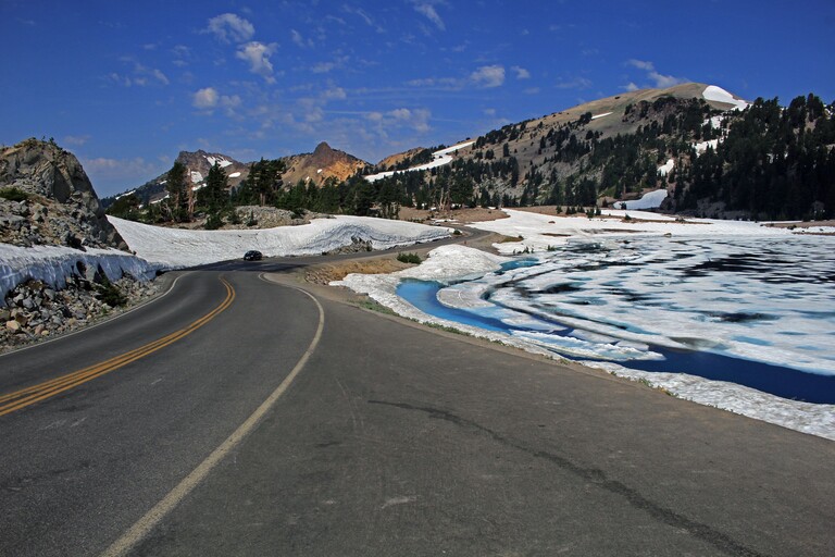 Lassen Volcanic_Lake Helen