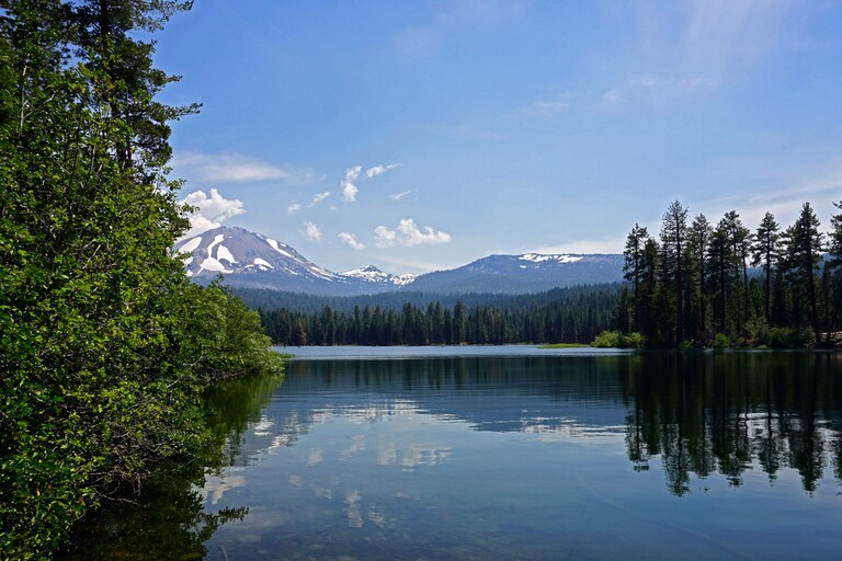 Lassen Volcanic_Manzanita Lake