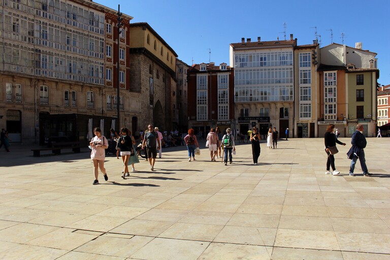 Plaza Rey San Fernando