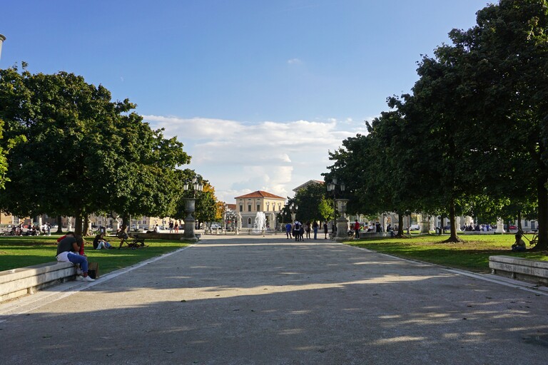 Padua_Prato della Valle