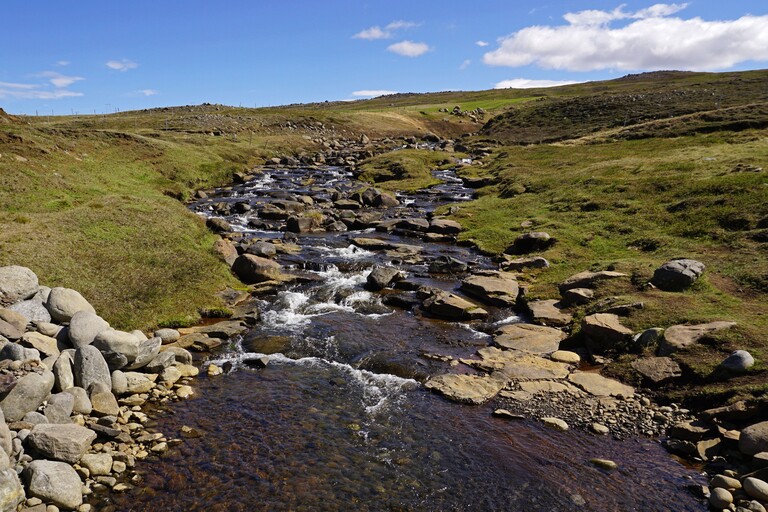 Weg zum Studlagil Canyon