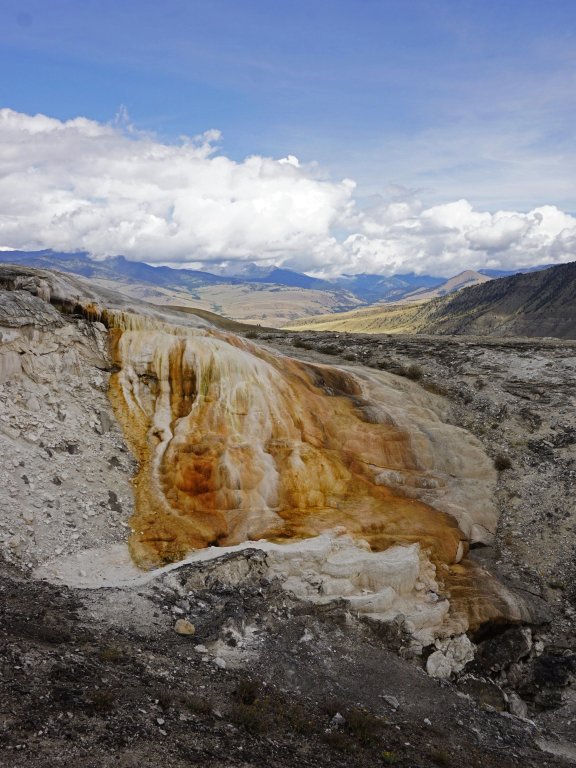 Mammoth Hot Springs