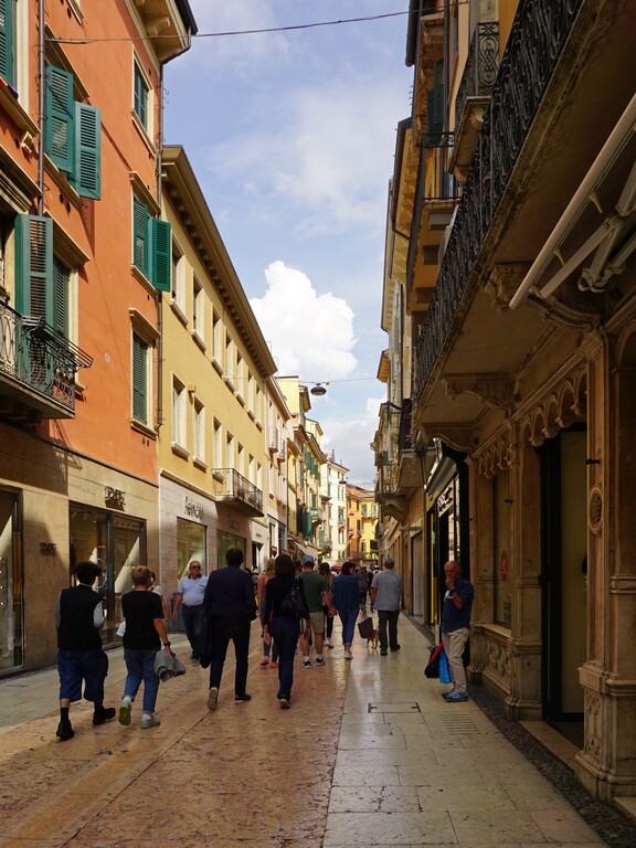 Via Guiseppe Mazzini