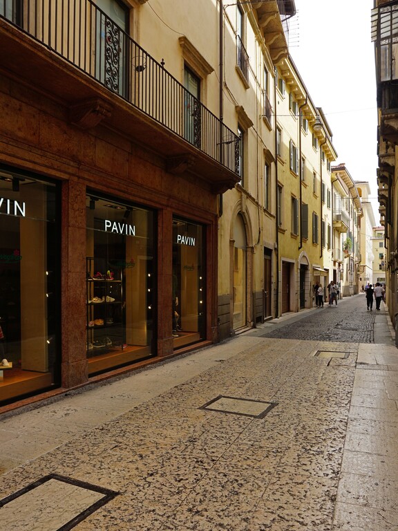 Via Guiseppe Mazzini