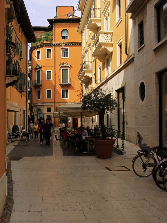 Via Guiseppe Mazzini