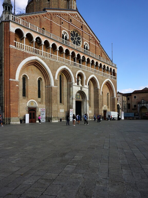 Padua_Piazza del Santo