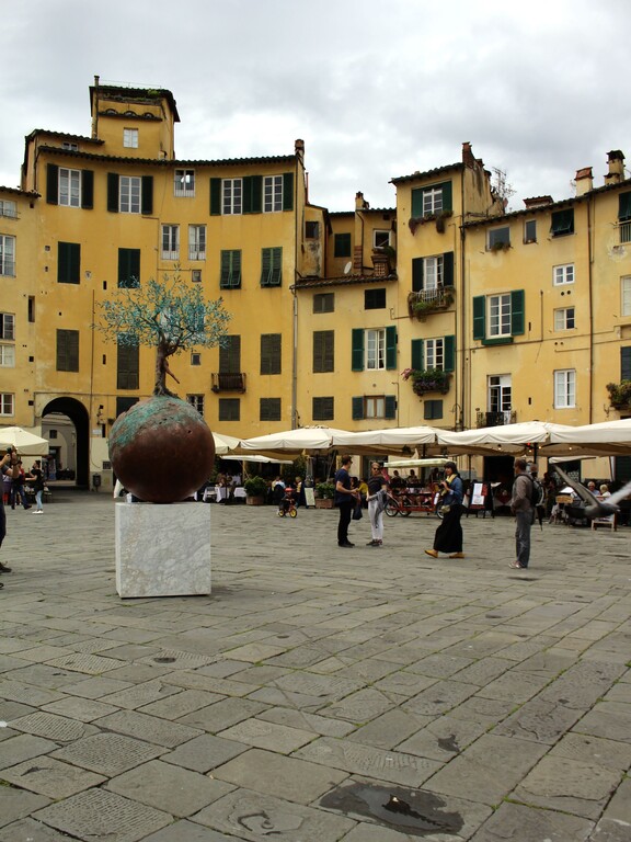 Piazza dell&#039;Anfiteatro
